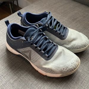 Womens Reebok Grace shoe size 6.5